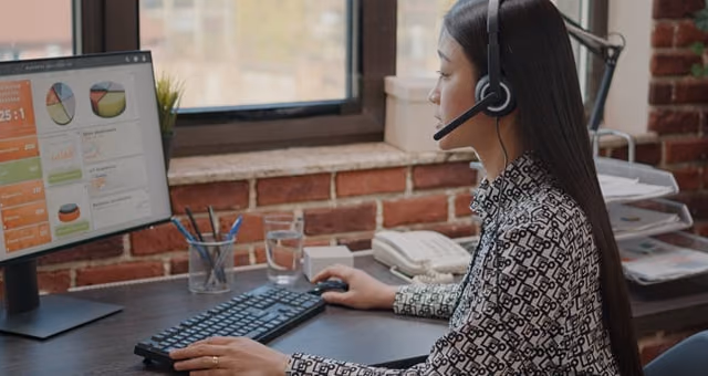 ai driven insights optimizing call center performance in real time