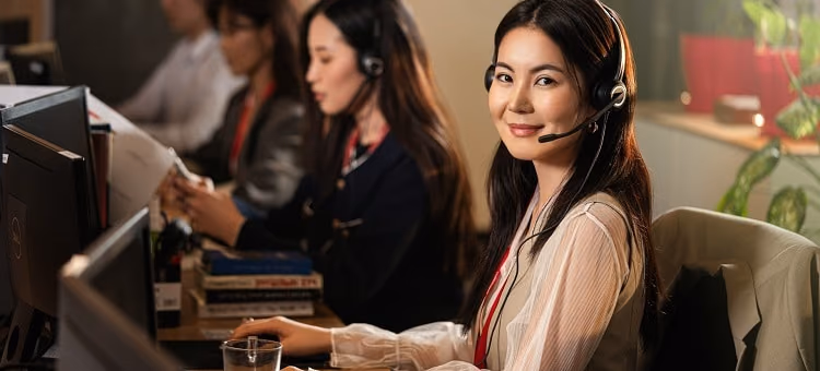 24 7 call service in the financial sector