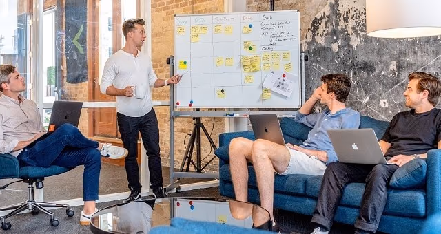 what are effective customer service strategies