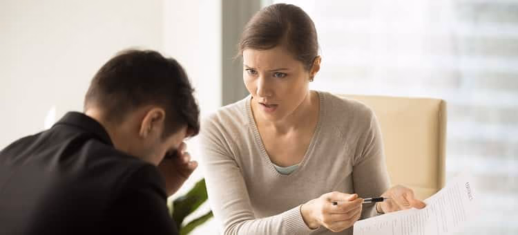 tips for help desk staff to turn customer complaints into a lead